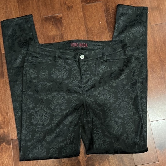 Vero Moda Black Patterned pants - Picture 4 of 5